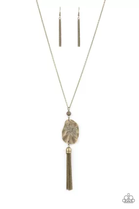 Botanical Beaches Brass Necklace - Paparazzi Accessories